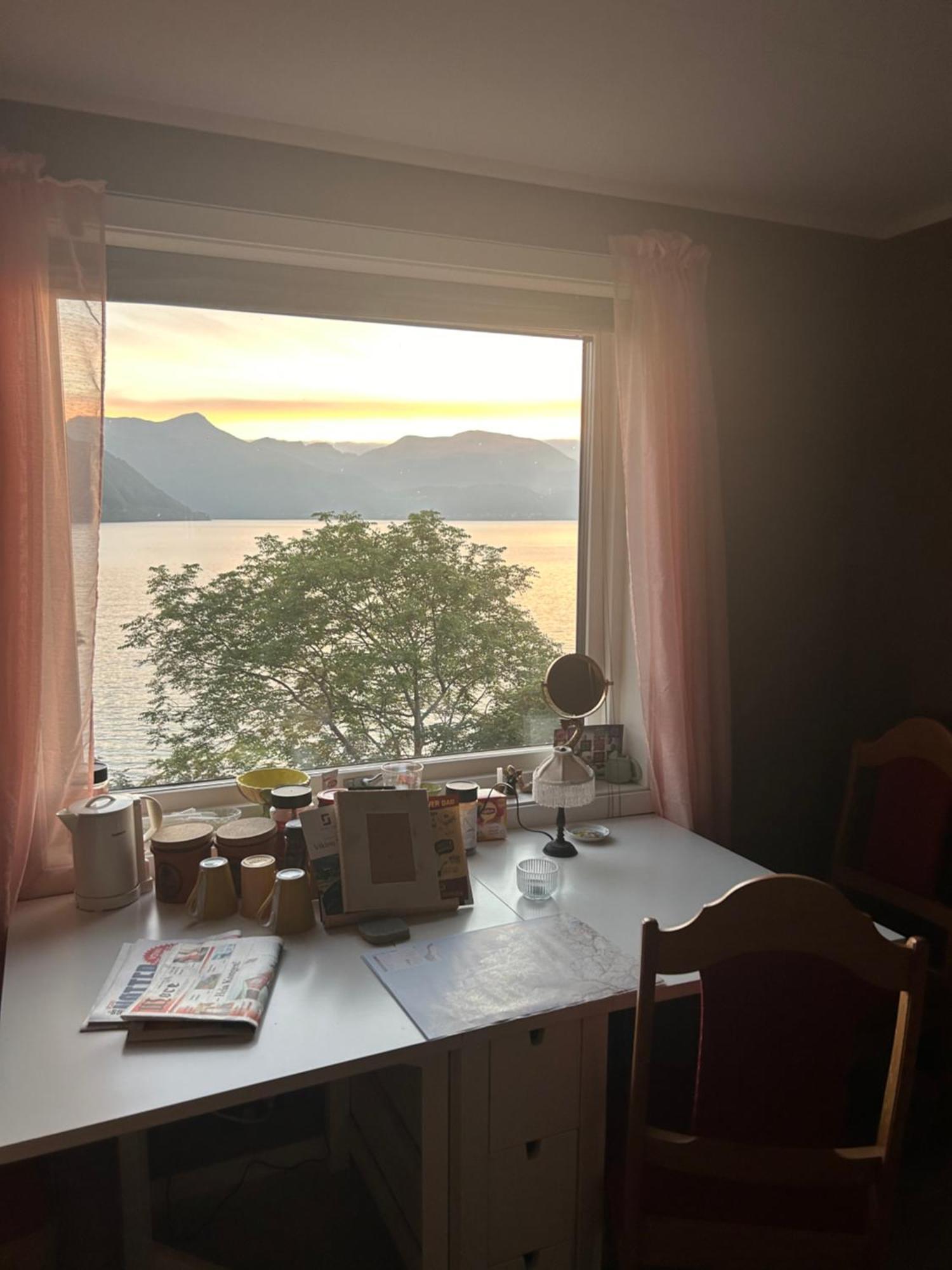 Line Pa Hauane1 Bed & Breakfast Volda Exterior photo